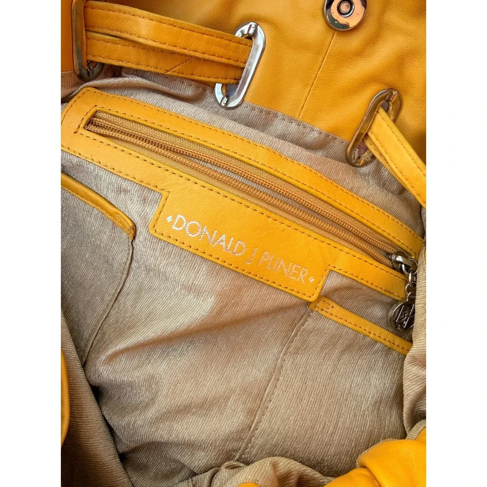 DONALD J PLINER Womens Mustard Yellow Leather Drawstring Hobo Shoulder Bag